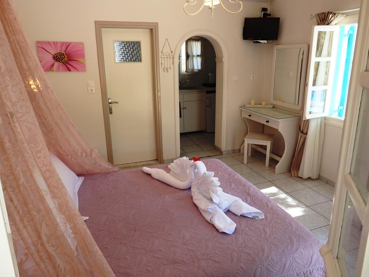 Evizorzia Villas Perissa  Buitenkant foto