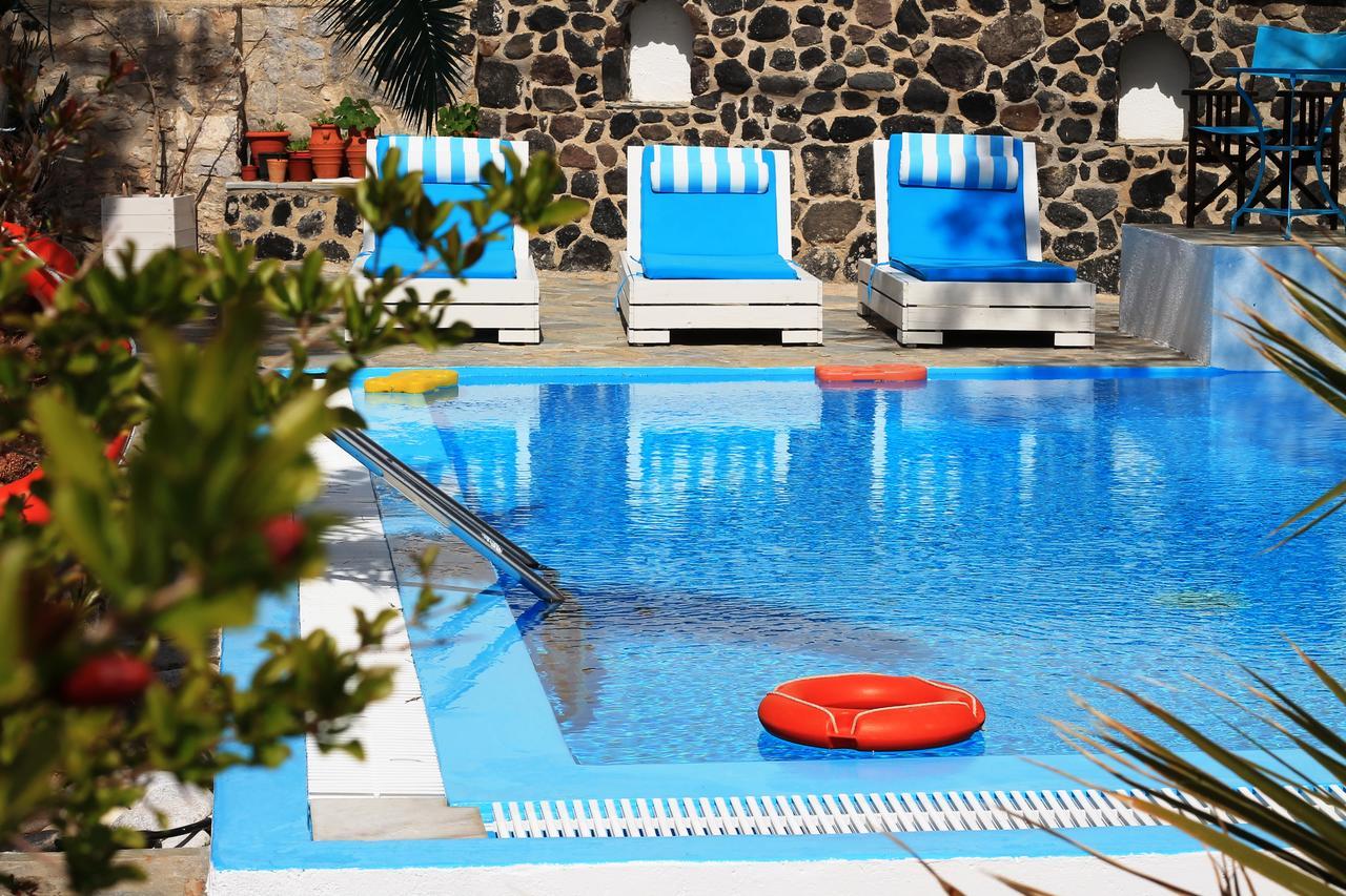 Evizorzia Villas Perissa  Buitenkant foto
